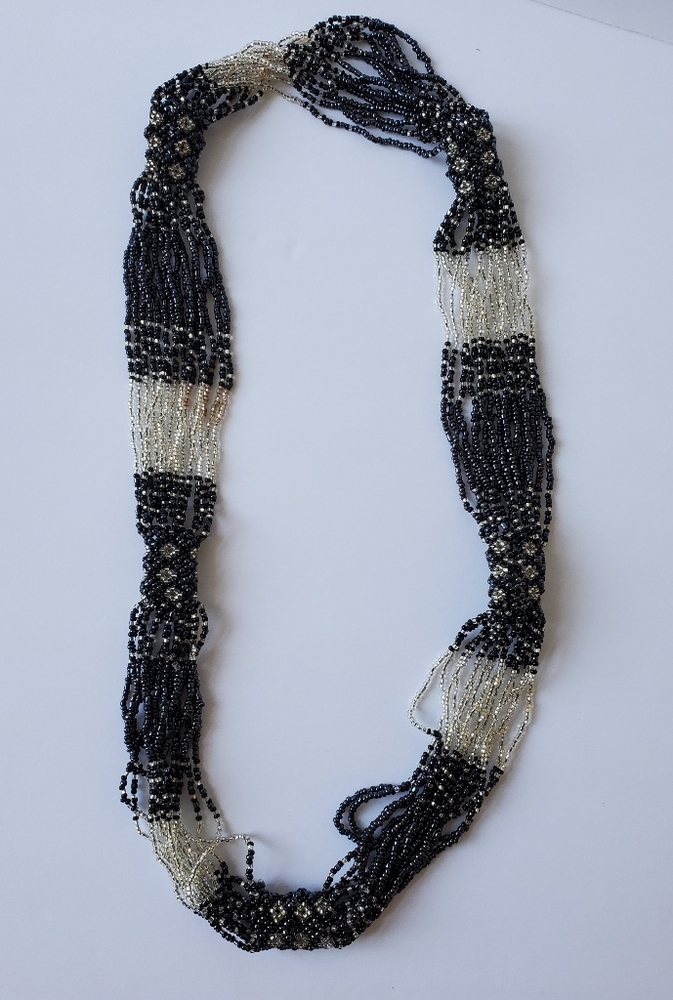 Black & White Necklace